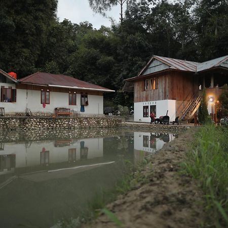 Mama Tia Family Homestay 란테파오 외부 사진