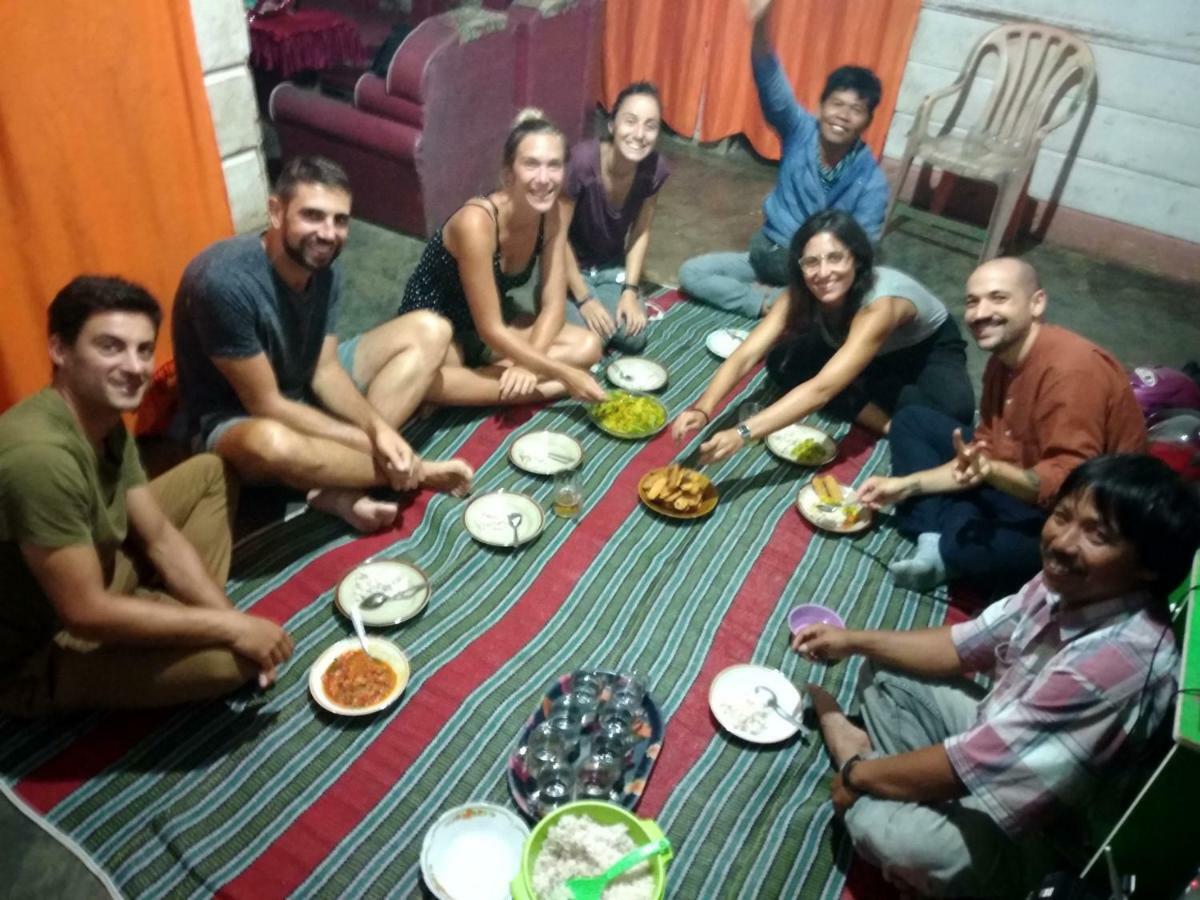 Mama Tia Family Homestay 란테파오 외부 사진